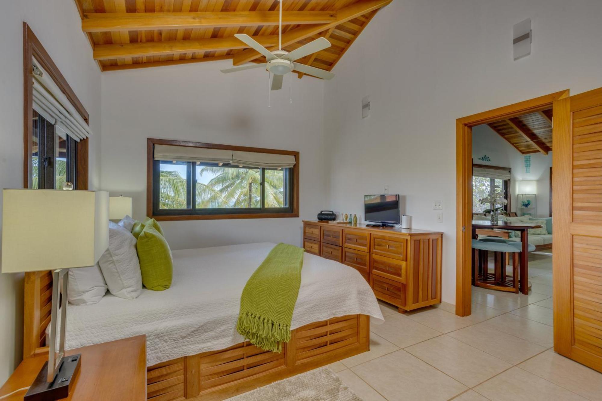 Bella Sway Belize Villa Maya Beach Exterior photo